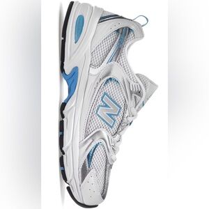 New Balance Women's Sneakers in White and Blue​